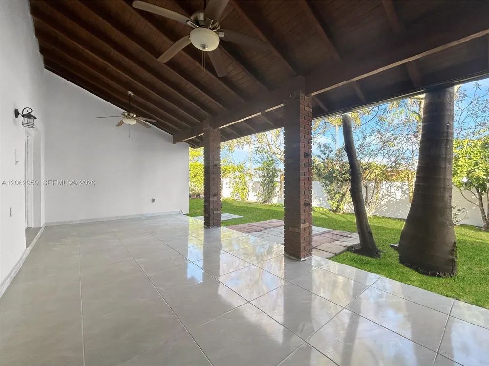 13925 SW 26th Ter Miami, FL 33175