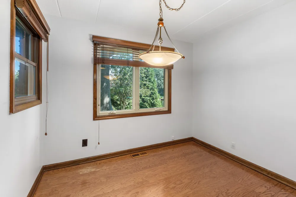 2511 E Lakeshore Drive #A1 Crown Point, IN 46307