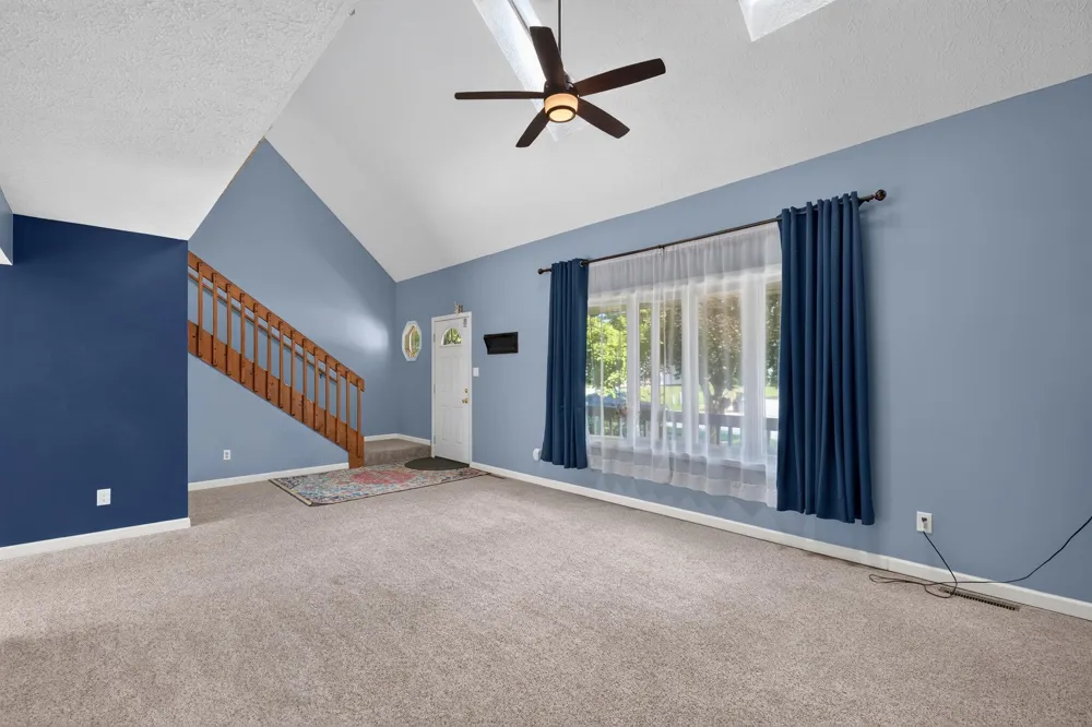 6635 Hawthorne Avenue Portage, IN 46368