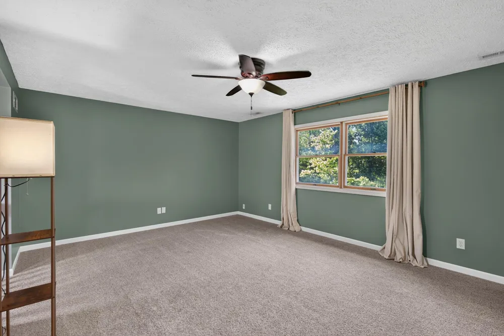 6635 Hawthorne Avenue Portage, IN 46368
