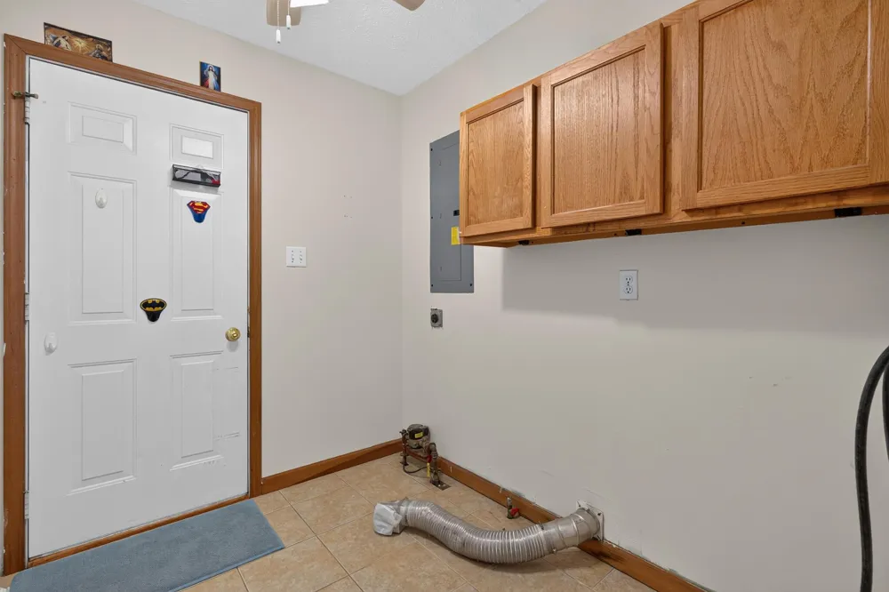6635 Hawthorne Avenue Portage, IN 46368
