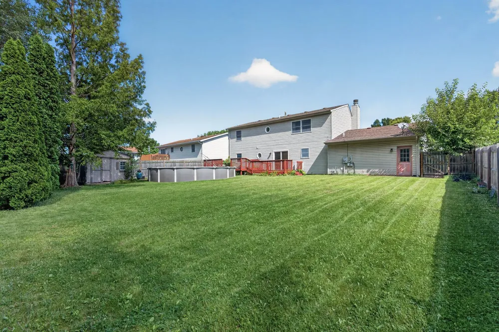 6635 Hawthorne Avenue Portage, IN 46368