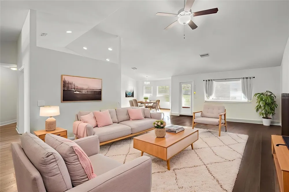 12258 HARRIS HAWK ROAD Weeki Wachee, FL 34614