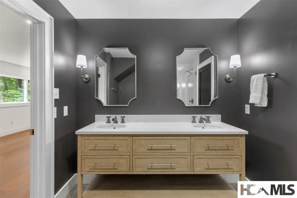 177 Forest Trail Highlands, NC 28741