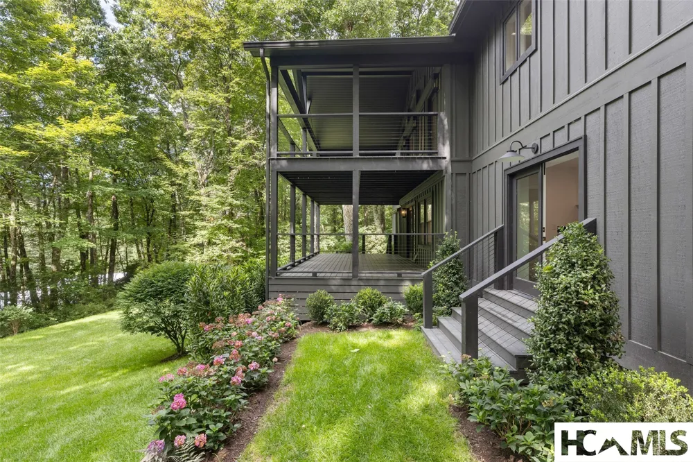 177 Forest Trail Highlands, NC 28741