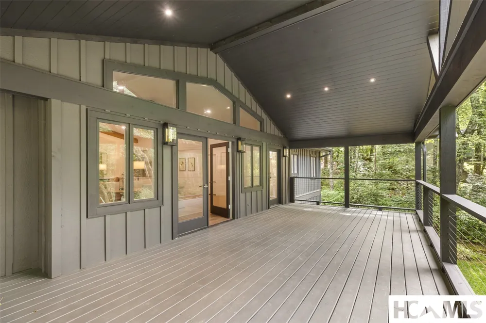 177 Forest Trail Highlands, NC 28741