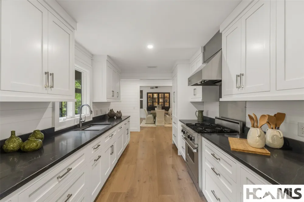 177 Forest Trail Highlands, NC 28741