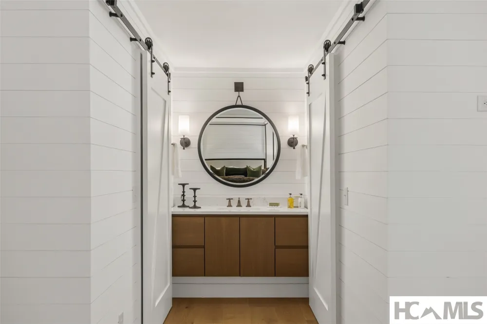 177 Forest Trail Highlands, NC 28741