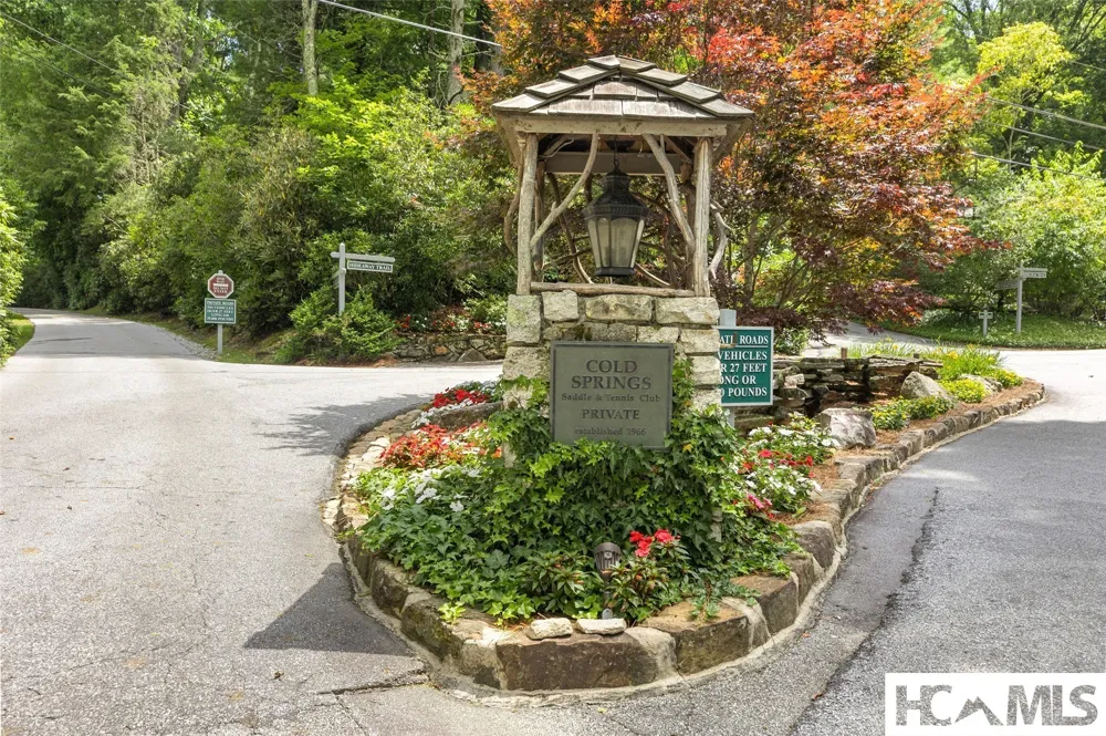 177 Forest Trail Highlands, NC 28741