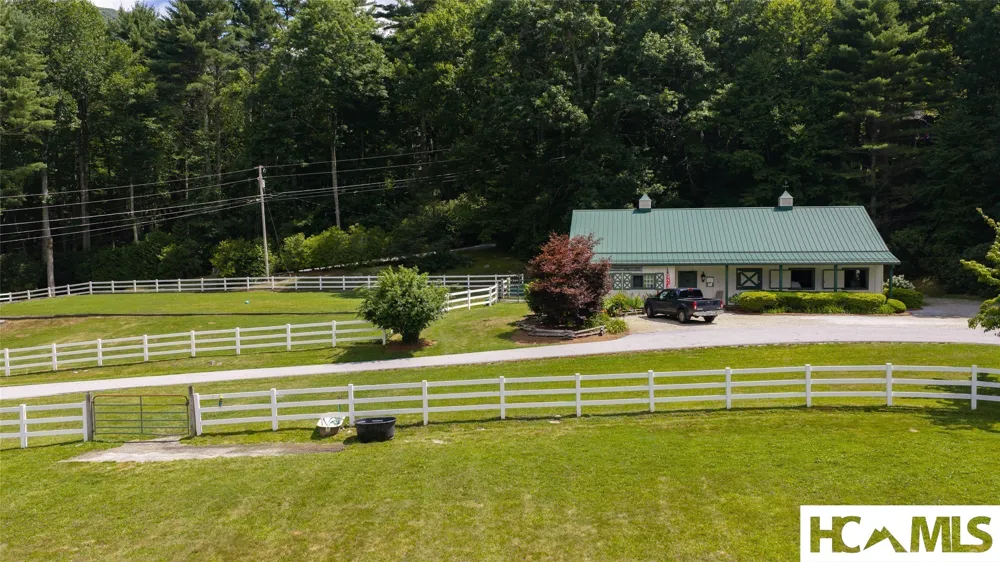 177 Forest Trail Highlands, NC 28741