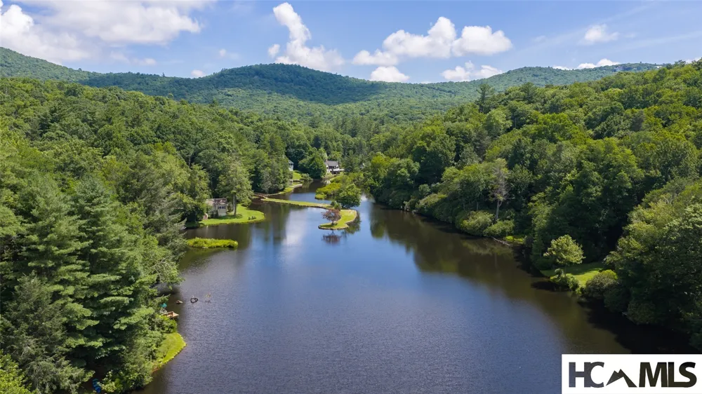177 Forest Trail Highlands, NC 28741