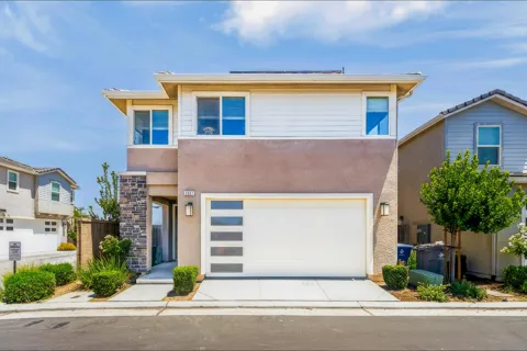 2557 Commonwood Lane