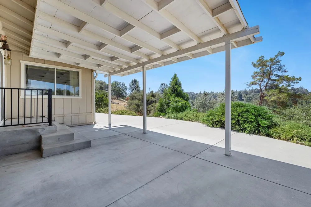 31911 Mountain Lane North Fork, CA 93643