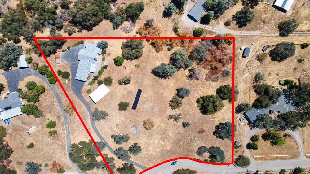 31911 Mountain Lane North Fork, CA 93643