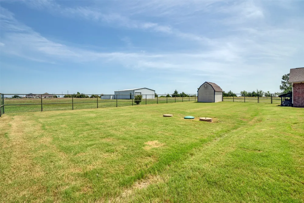 2614 County Road 596 Nevada, TX 75173