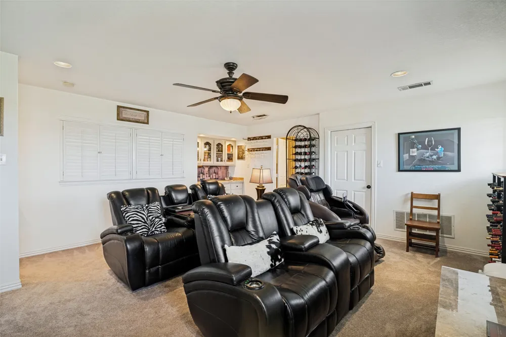 2614 County Road 596 Nevada, TX 75173