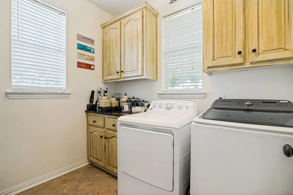 2614 County Road 596 Nevada, TX 75173