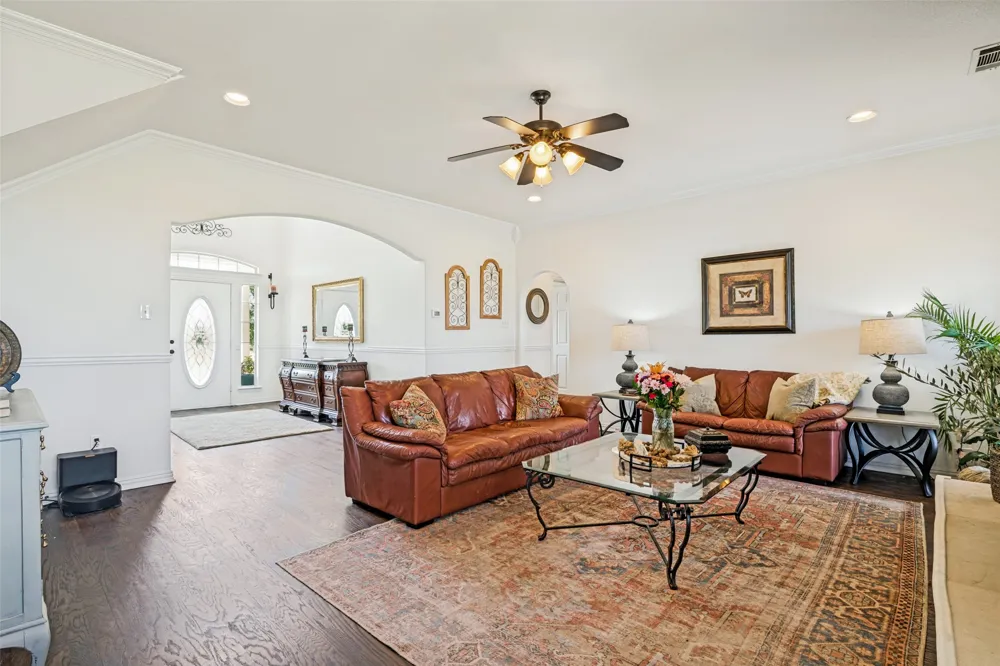2614 County Road 596 Nevada, TX 75173