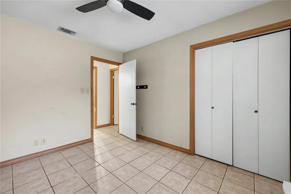 1104 Live Oak Alice, TX 78332
