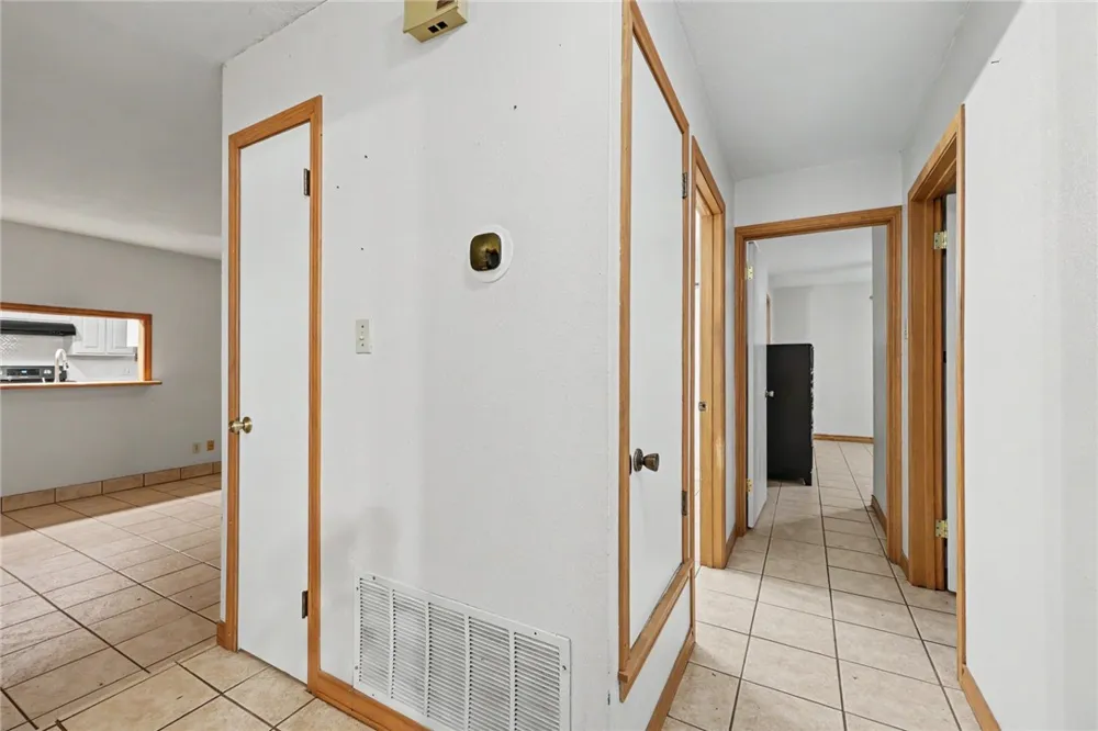 1104 Live Oak Alice, TX 78332