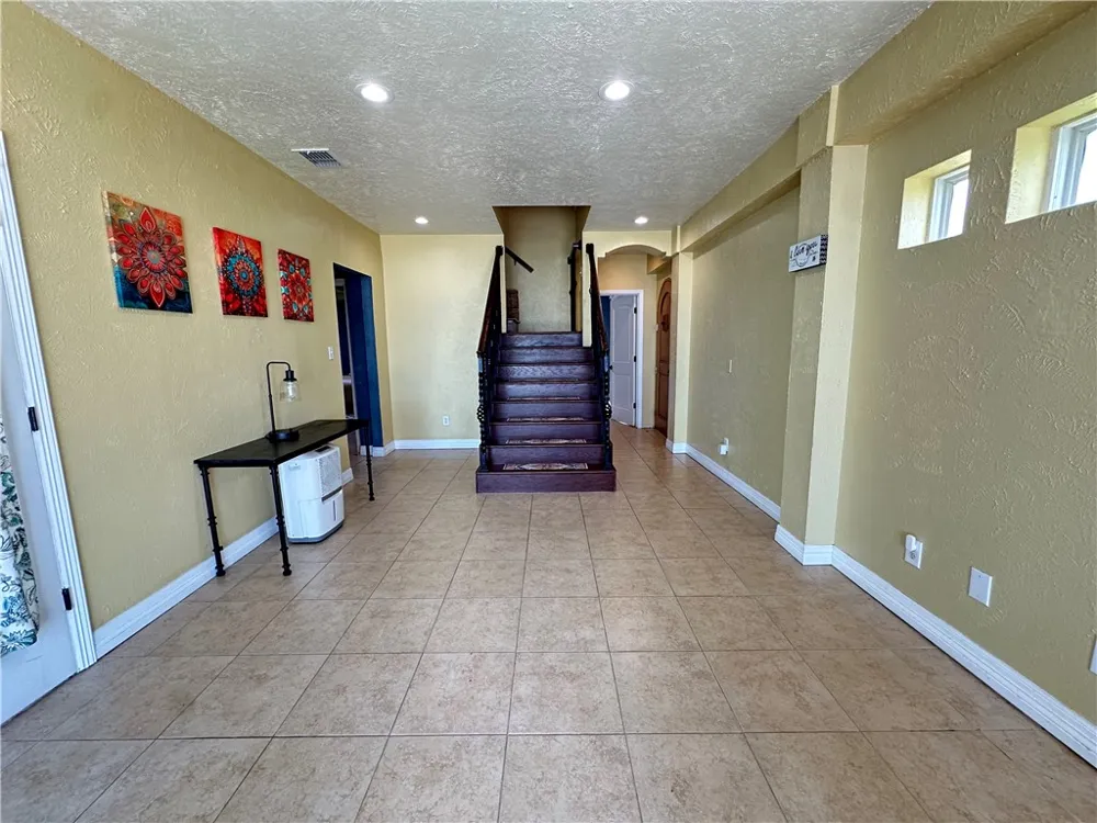 130 Causeway Street Portland, TX 78374