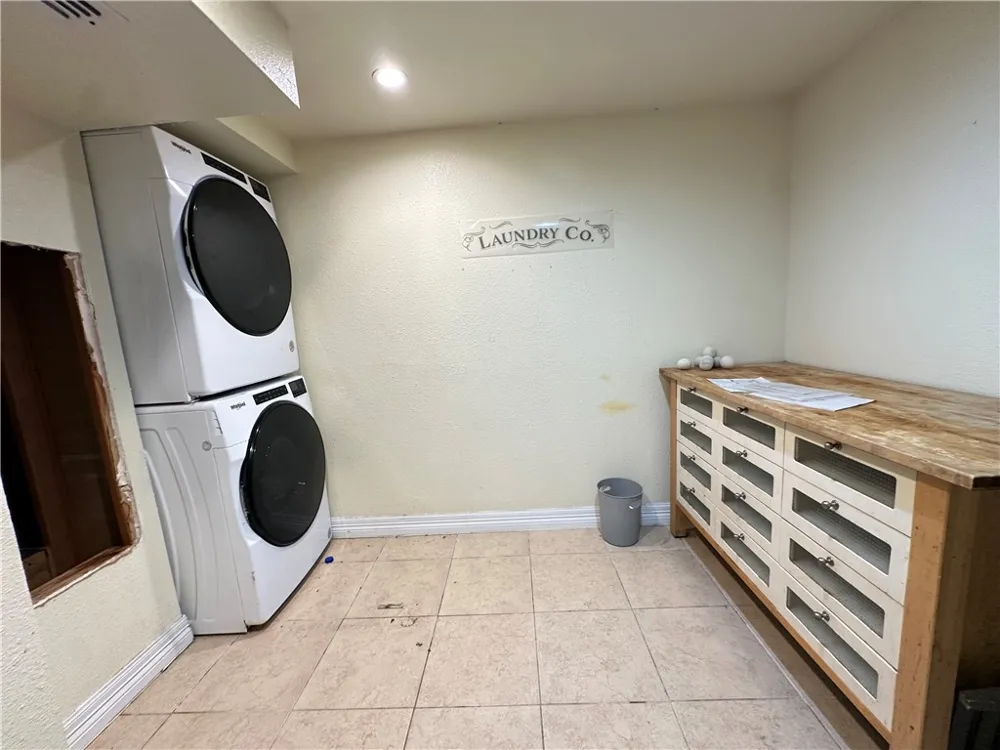 130 Causeway Street Portland, TX 78374
