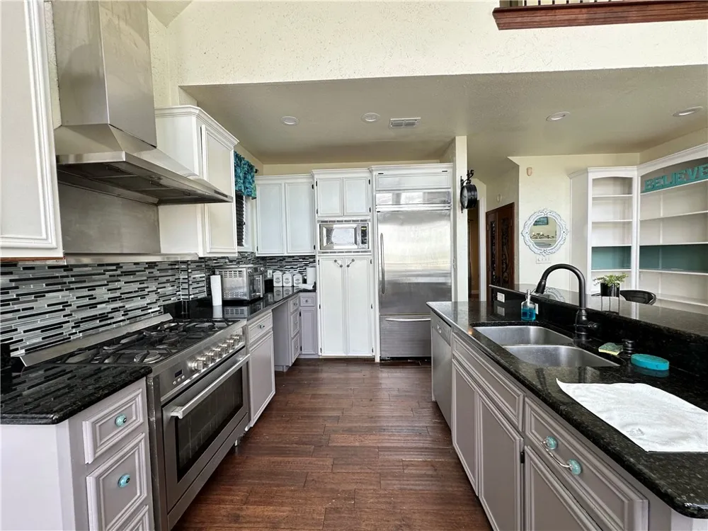 130 Causeway Street Portland, TX 78374