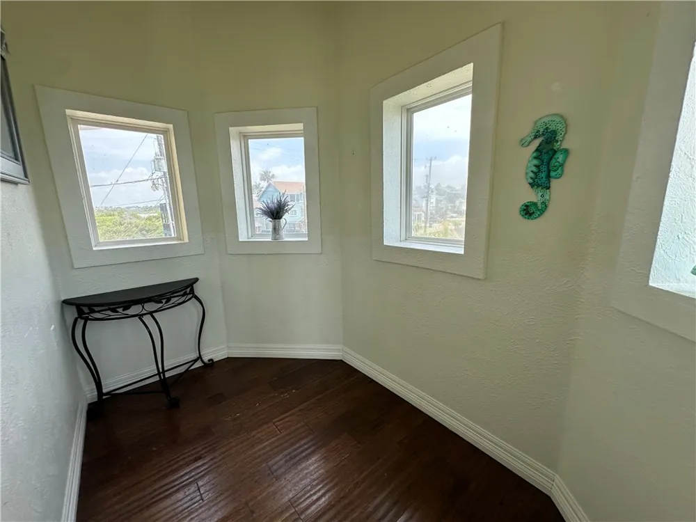 130 Causeway Street Portland, TX 78374
