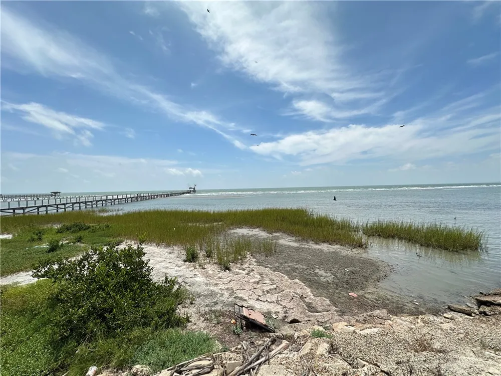 130 Causeway Street Portland, TX 78374