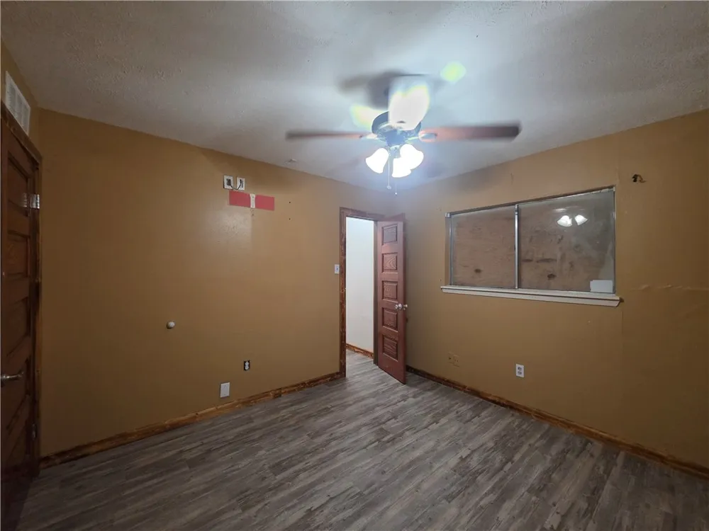 1905 Suntide Road Corpus Christi, TX 78409