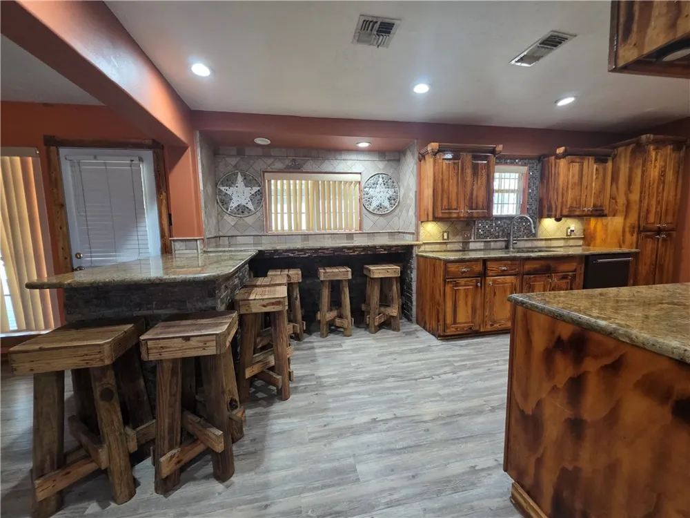 1905 Suntide Road Corpus Christi, TX 78409