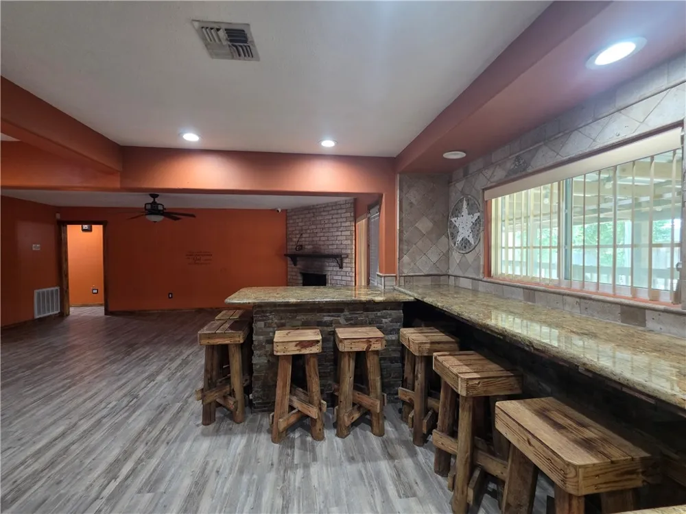 1905 Suntide Road Corpus Christi, TX 78409