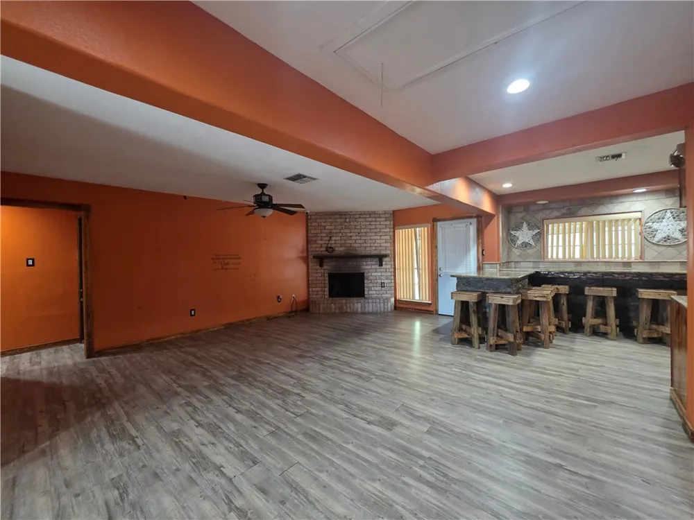 1905 Suntide Road Corpus Christi, TX 78409