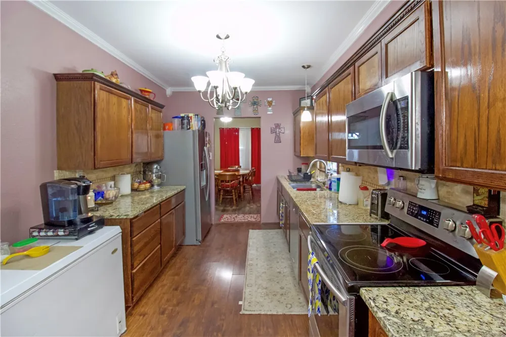 907 Tyler Street Beeville, TX 78102
