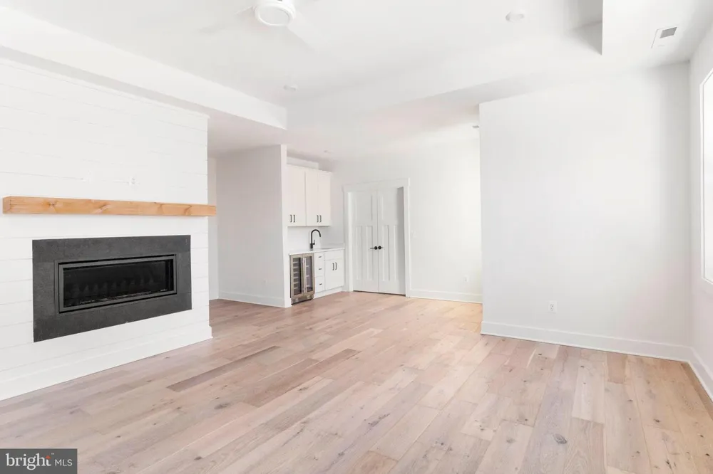 7453 HERITAGE OAK TER Middletown, MD 21769