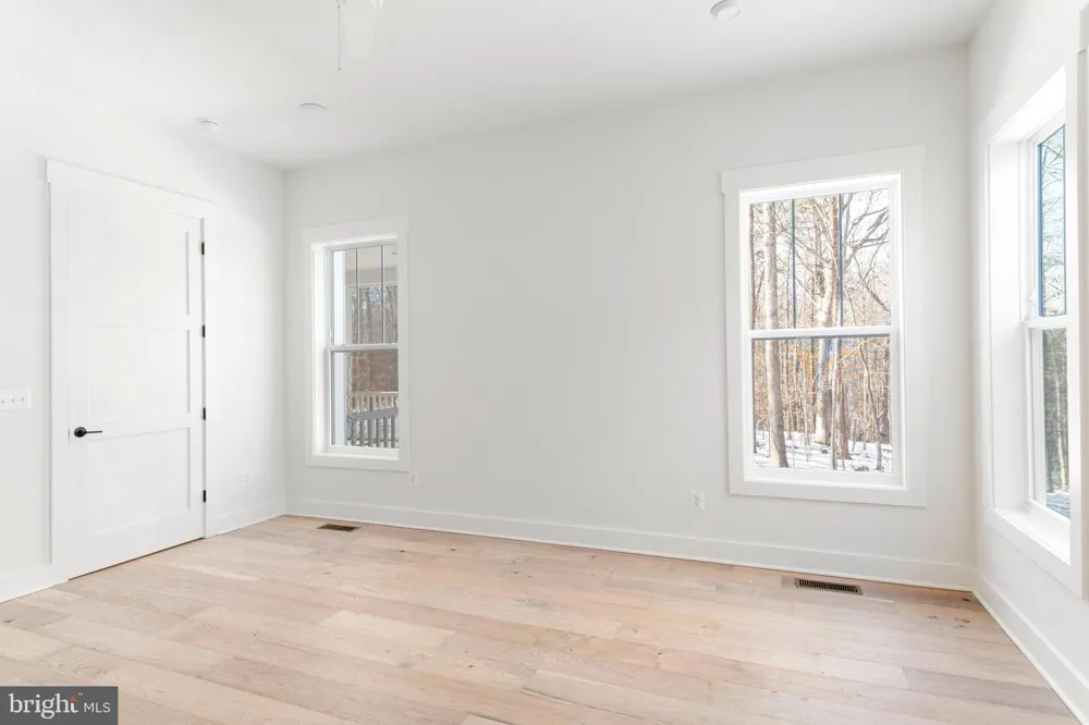 7453 HERITAGE OAK TER Middletown, MD 21769