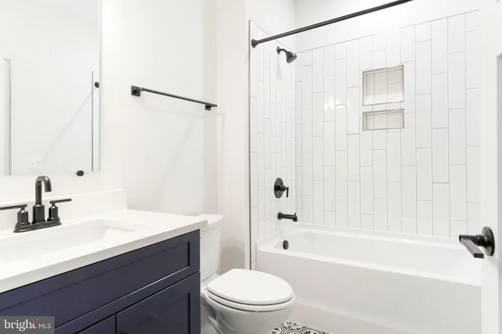 7453 HERITAGE OAK TER Middletown, MD 21769