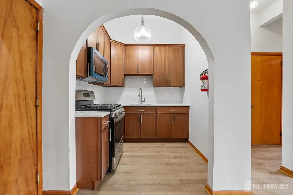 14 Hazard Place #3C Elizabeth, NJ 07208