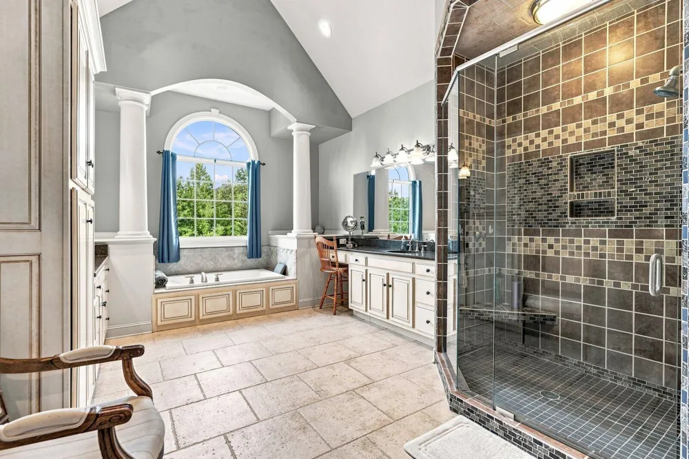 4 Saint Ives Way Signal Mountain, TN 37377