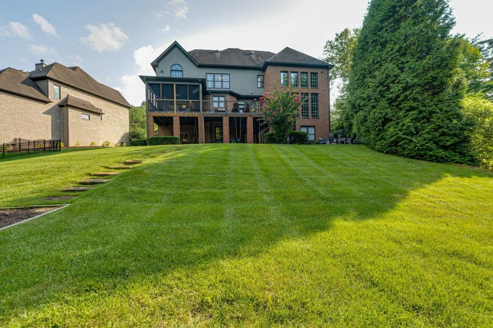 4 Saint Ives Way Signal Mountain, TN 37377