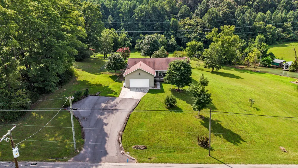 605 E Farrell Street Niota, TN 37826