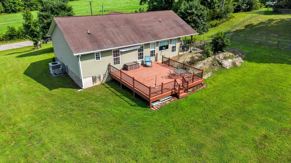 605 E Farrell Street Niota, TN 37826