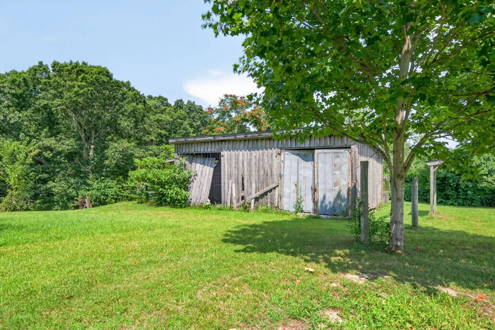 9361 Griffith Road Pikeville, TN 37367