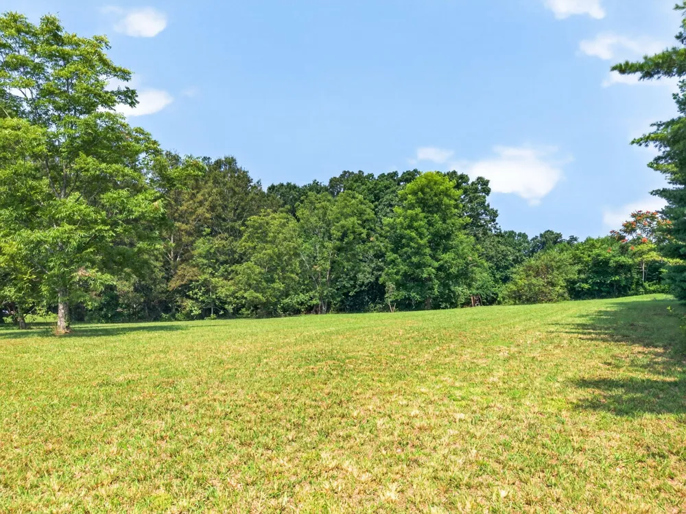 9361 Griffith Road Pikeville, TN 37367