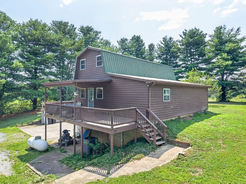9361 Griffith Road Pikeville, TN 37367