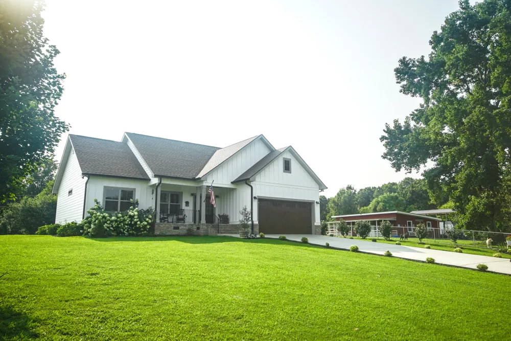 10112 Tommys Lane Soddy Daisy, TN 37379
