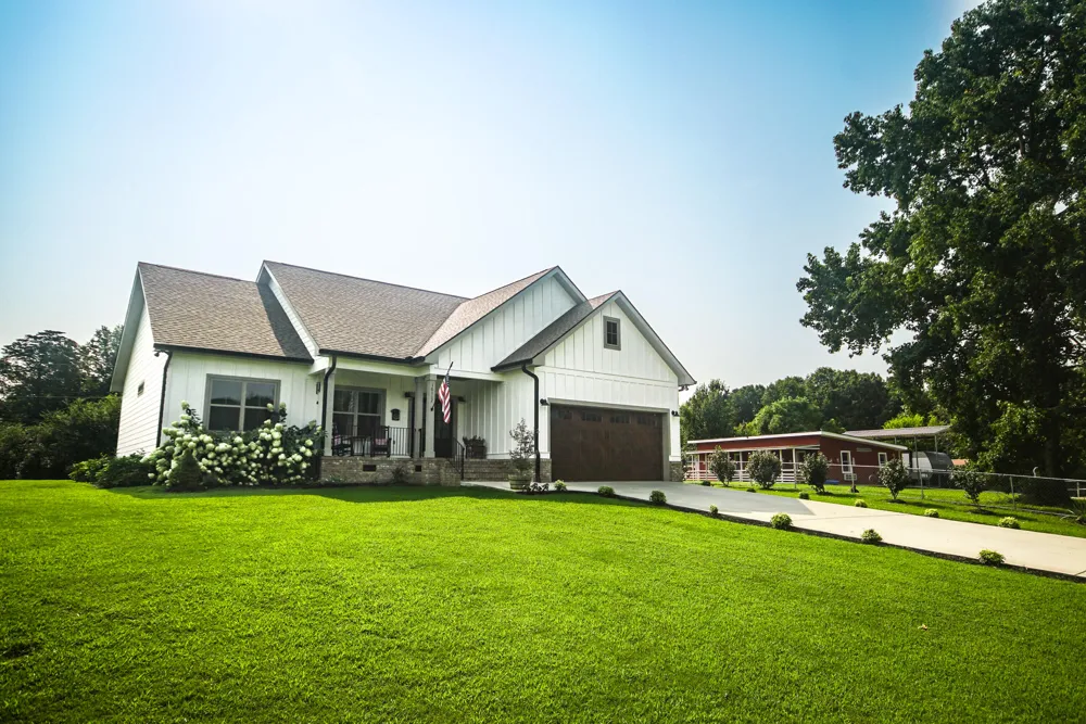 10112 Tommys Lane Soddy Daisy, TN 37379