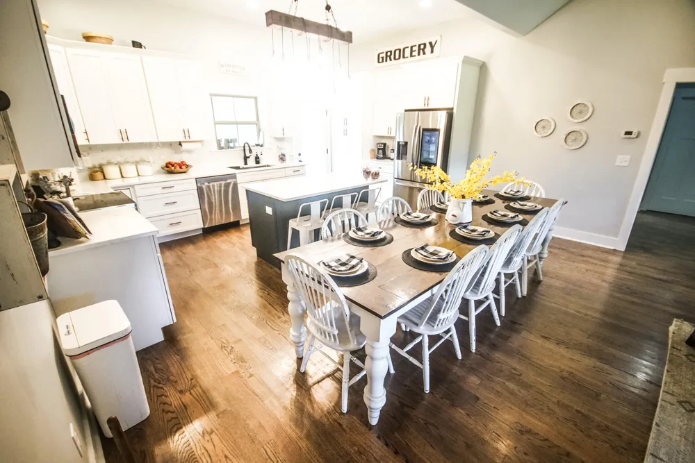 10112 Tommys Lane Soddy Daisy, TN 37379
