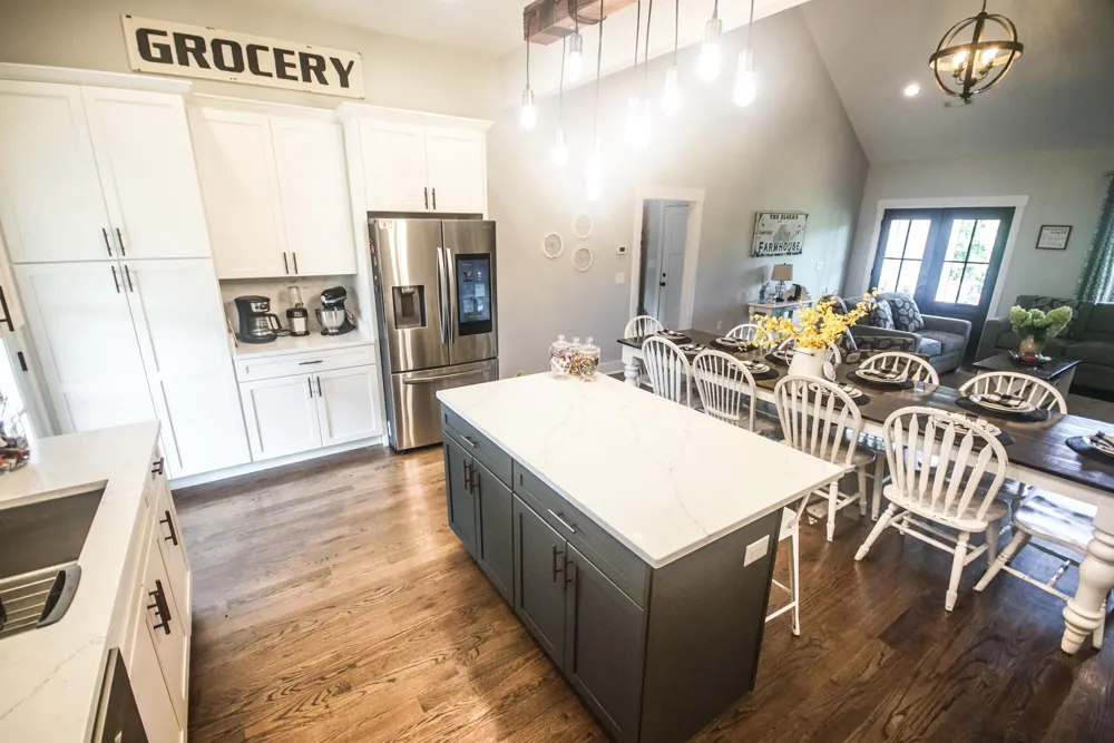 10112 Tommys Lane Soddy Daisy, TN 37379