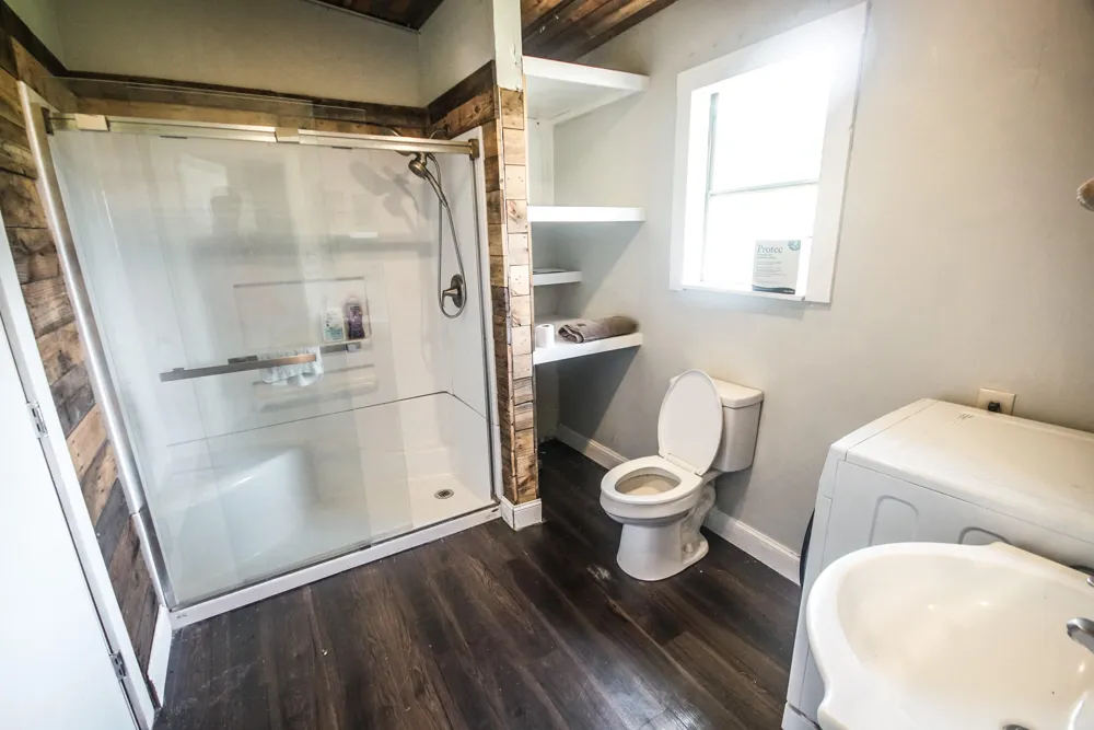 10112 Tommys Lane Soddy Daisy, TN 37379